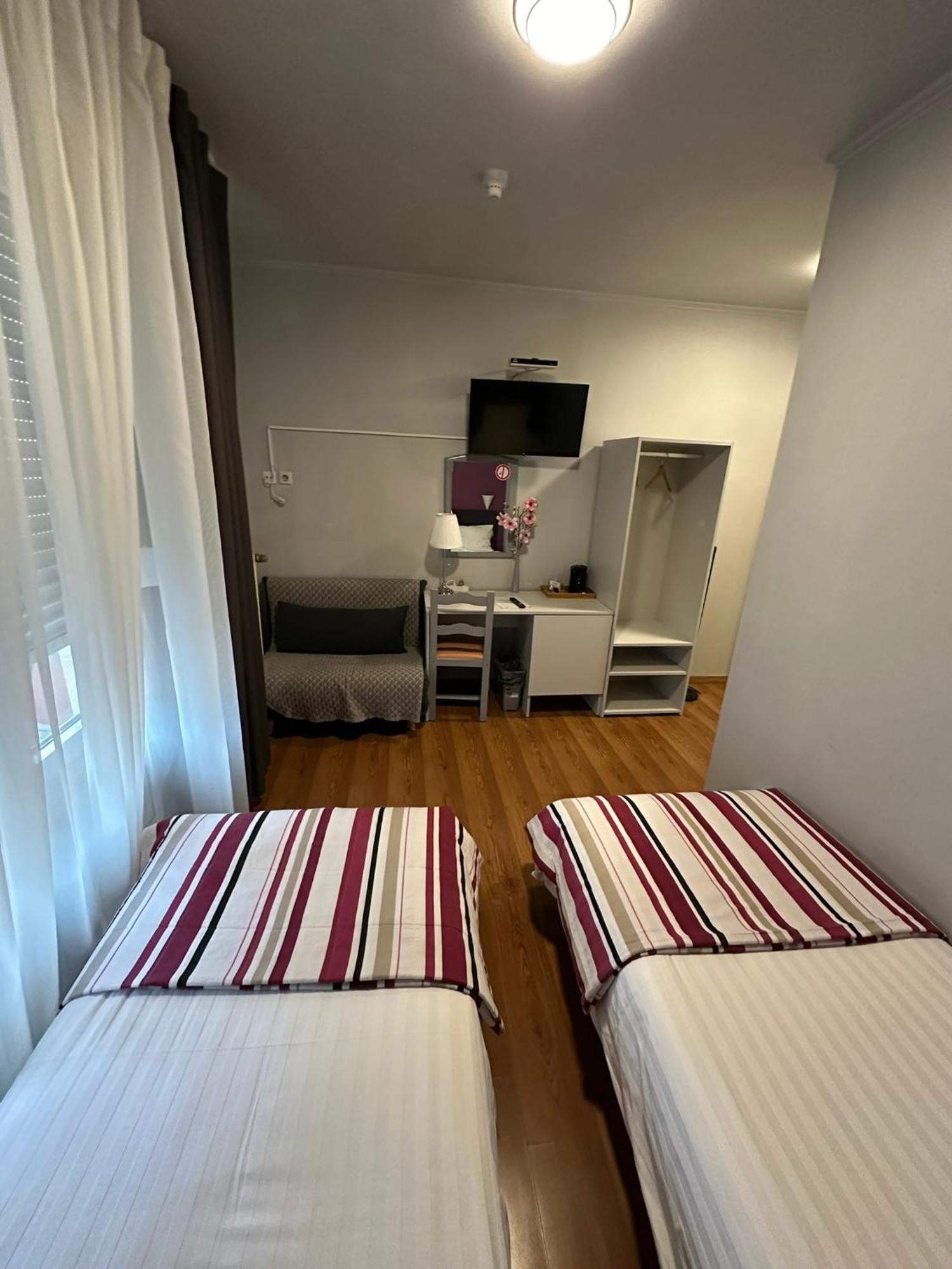 Yasha Hotel Люксембург Экстерьер фото